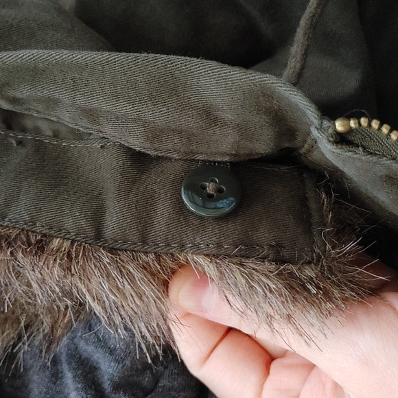Banana Republic Faux Fur Utility Coatp - Picture 8 of 8